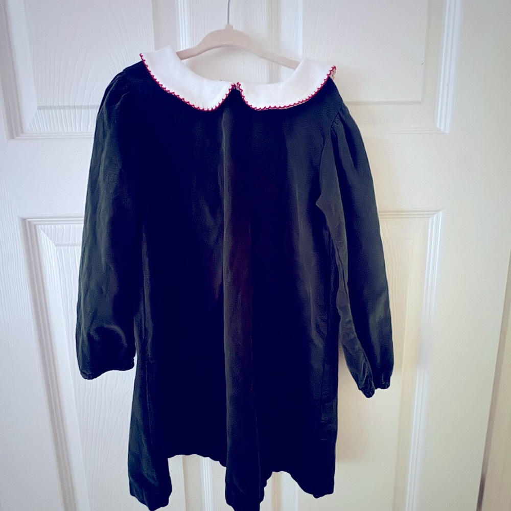 Green Corduroy Luigi Kids Dress. Size 5. EUC!